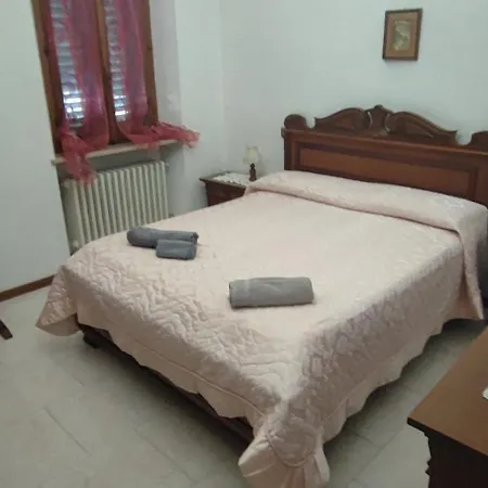 Casa D Innocenti 2 *